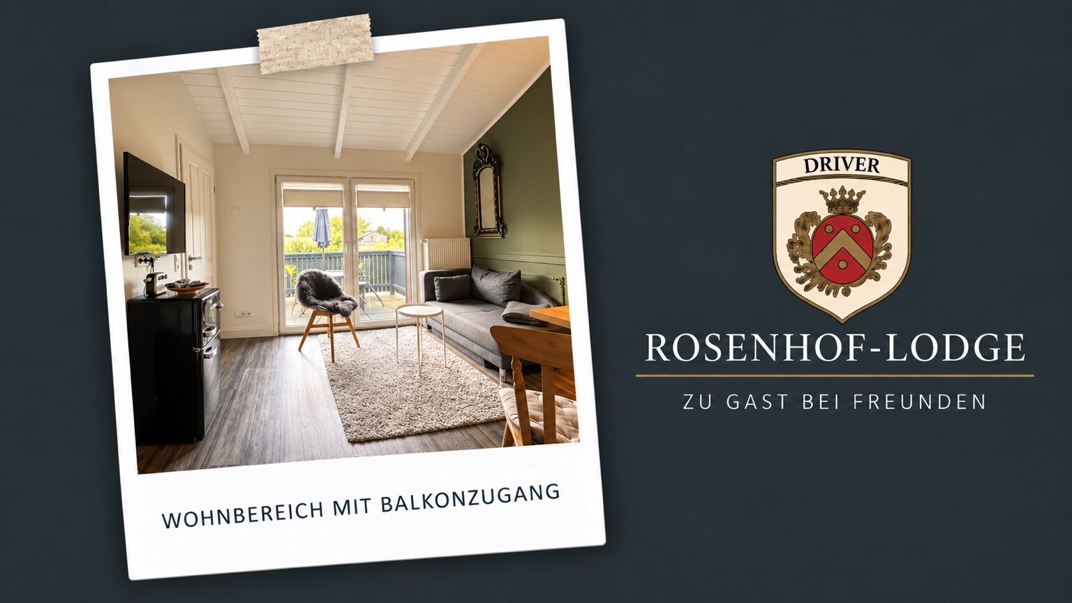 GREEN Balcony Suite – Wohnbereich mit Balkonzugang